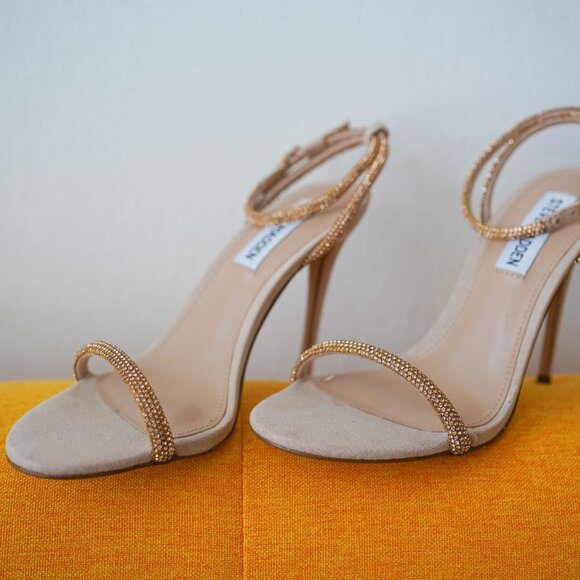 Steve Madden Breslin Sandal - Picture 2 of 11